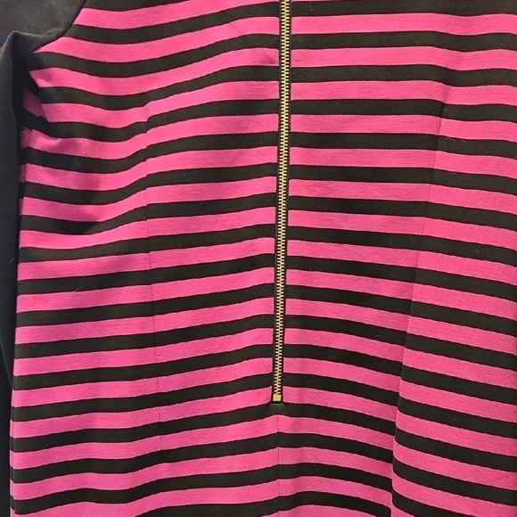 Michael Kors Fuchsia and Black Long Sleeve Dress - Picture 6 of 6